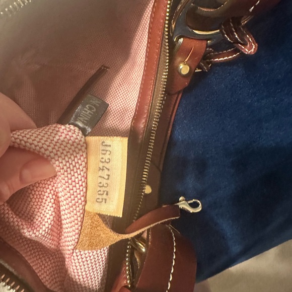 Dooney & Bourke Nile Collection White Croc Large Hobo handbag - Picture 8 of 10